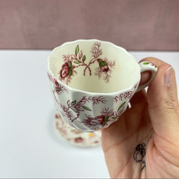 Copeland Spode Rosebud Chintz Red White Floral Teacup Saucer Set - Picture 6 of 7